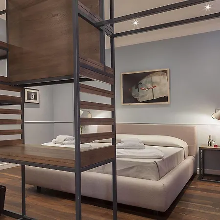 Art Seven Guest house